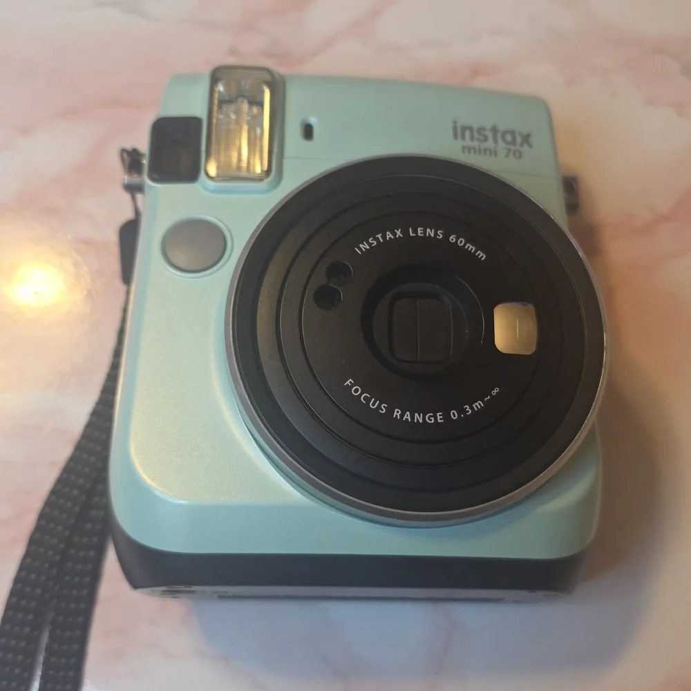 Fujifilm Instax Mini 70 - Mint Green (comes with case and batteries)